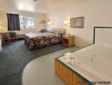 Northwoods Inn And Suites Ely Rom bilde